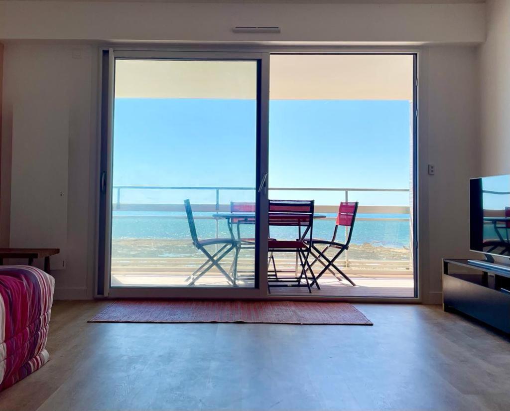 Large Studio Direct Access To The Beach Pornichet Exteriér fotografie